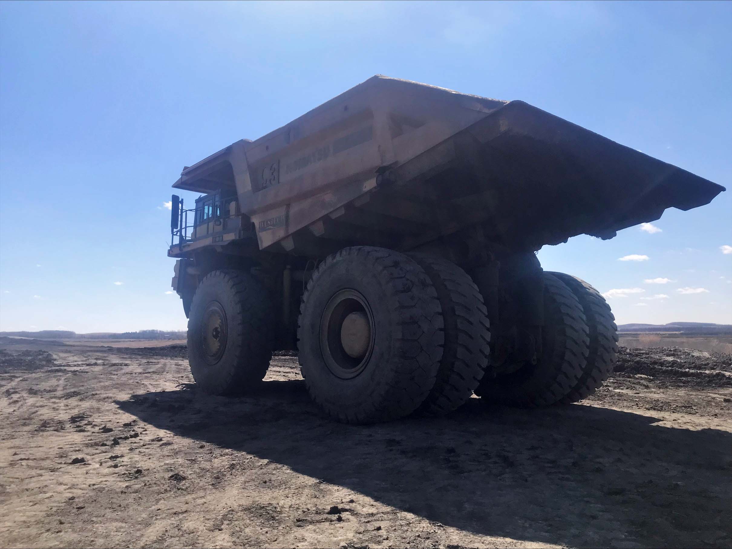 2008 Komatsu 830E-1 AC rigid-frame truck public inventory thumbnail 3